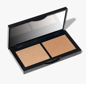 5/$25 Laura Geller Heart of Gold Illuminator Duo